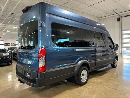 2025 Ford Transit-350 XLT
