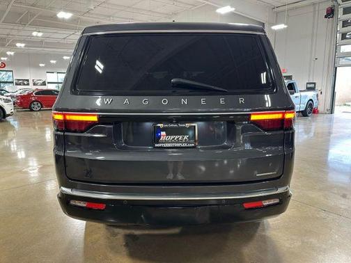 2022 Jeep Wagoneer Series III