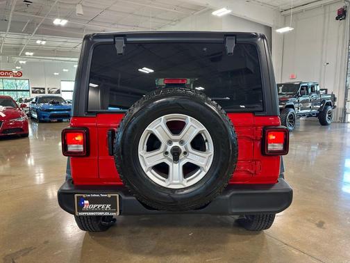 2022 Jeep Wrangler Unlimited Sport