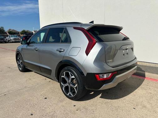 Steel Gray 2023 Kia Niro EX Touring
