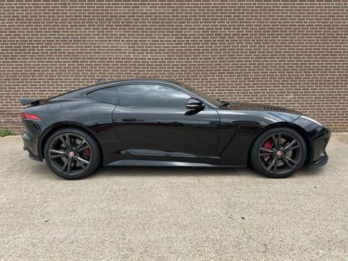 2017 Jaguar F-TYPE SVR