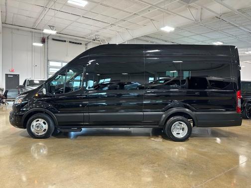 2021 Ford Transit-350 XLT