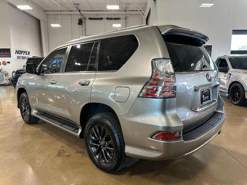 2023 Lexus GX 460 Base