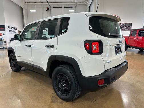 Alpine White Clearcoat 2020 Jeep Renegade Sport