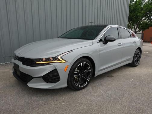 2023 Kia K5 GT-Line