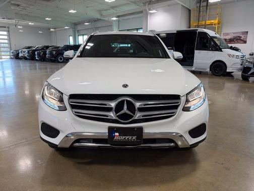 Polar White 2019 Mercedes-Benz GLC 300 Base