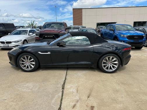 2017 Jaguar F-TYPE Premium