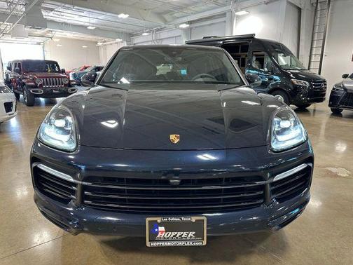 2021 Porsche Cayenne Base