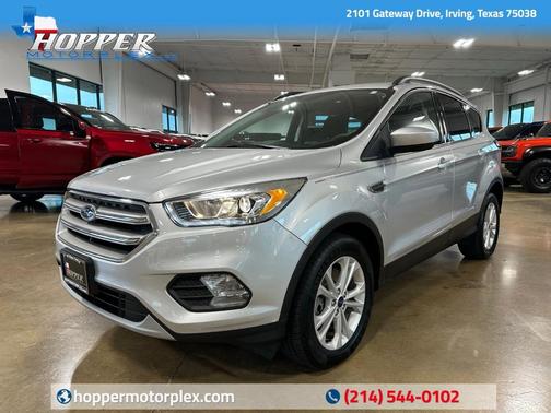 Ingot Silver 2017 Ford Escape SE