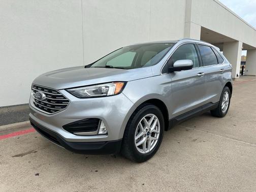 Ingot Silver 2017 Ford Escape SE