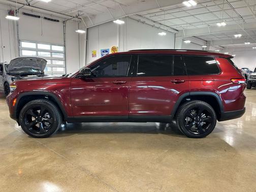 2021 Jeep Grand Cherokee L Laredo