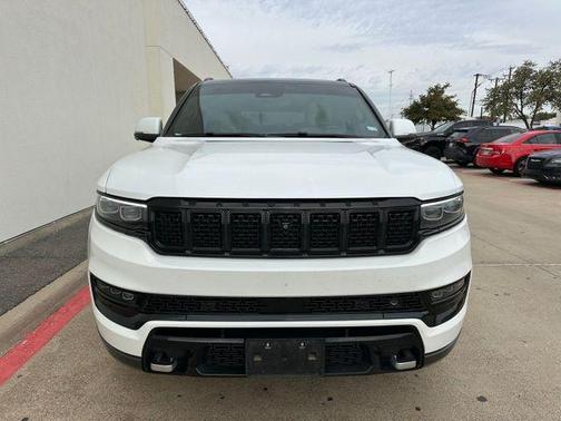 2022 Jeep Grand Wagoneer Series III