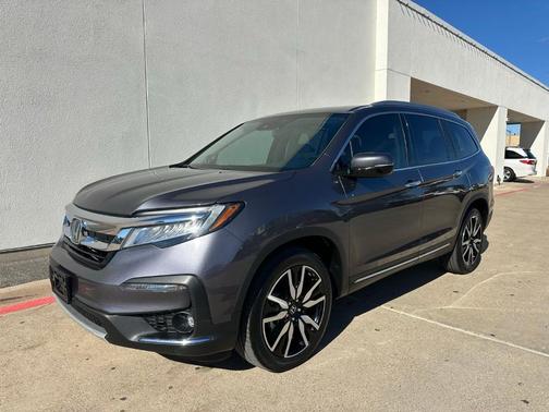 2022 Honda Pilot Touring 7-Passenger