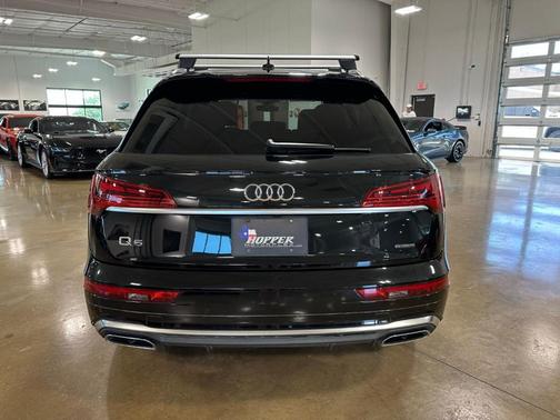 2022 Audi Q5 45 S line quattro Premium