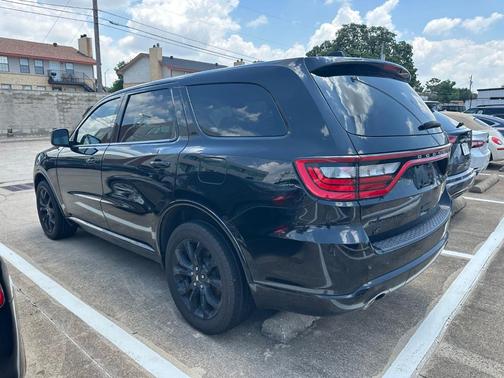 DB Black Crystal Clearcoat 2020 Dodge Durango SXT