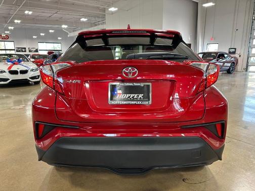 Red 2020 Toyota C-HR XLE