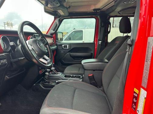 Firecracker Red Clearcoat 2020 Jeep Gladiator Rubicon