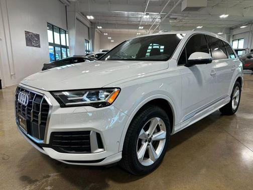 2024 Audi Q7 45 Premium
