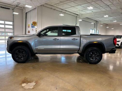 Sterling 2024 GMC Canyon Elevation