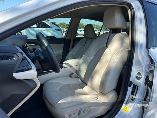 2024 Toyota Camry XLE