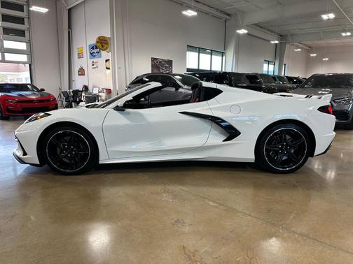 2020 Chevrolet Corvette Stingray w/2LT