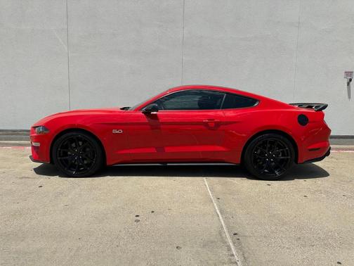 Race Red 2019 Ford Mustang GT