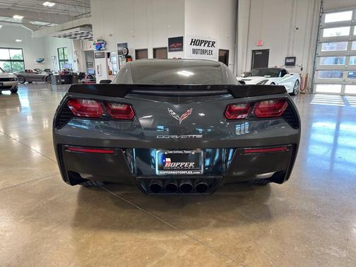 Watkins Glen Gray Metallic 2019 Chevrolet Corvette Stingray