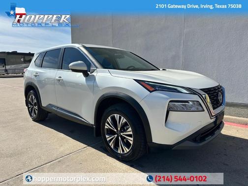 White 2023 Nissan Rogue SV SUV