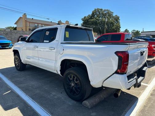 2024 Toyota Tacoma SR5