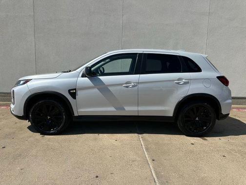 2023 Mitsubishi Outlander Sport 2.0 LE