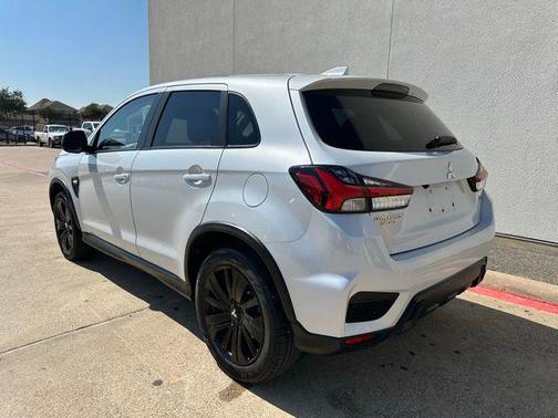 2023 Mitsubishi Outlander Sport 2.0 LE
