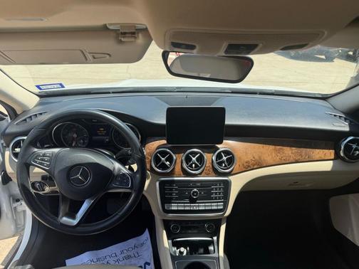 White 2019 Mercedes-Benz GLA 250 Base 4MATIC