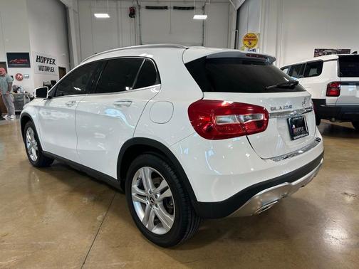 White 2019 Mercedes-Benz GLA 250 Base 4MATIC