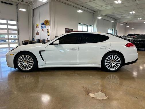 White 2016 Porsche Panamera 2