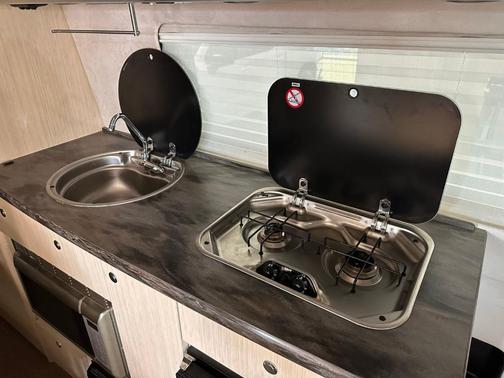 2013 Mercedes-Benz Sprinter High Roof