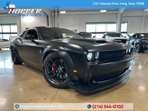 Pitch Black Clearcoat 2023 Dodge Challenger SRT Hellcat