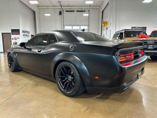 Pitch Black Clearcoat 2023 Dodge Challenger SRT Hellcat
