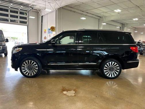 Black 2021 Lincoln Navigator Reserve