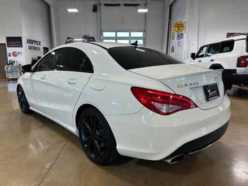 White 2016 Mercedes-Benz CLA-Class Base