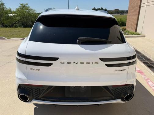 Alta White 2023 Genesis GV70 3.5T Sport