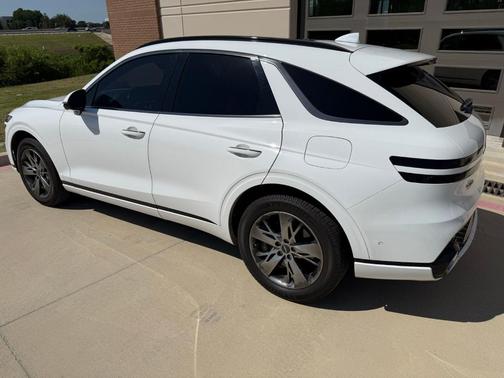 Alta White 2023 Genesis GV70 3.5T Sport