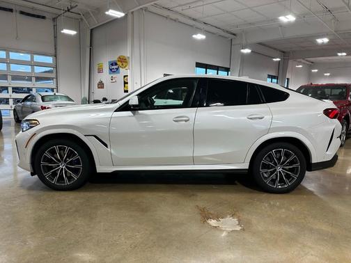 2021 BMW X6 xDrive40i