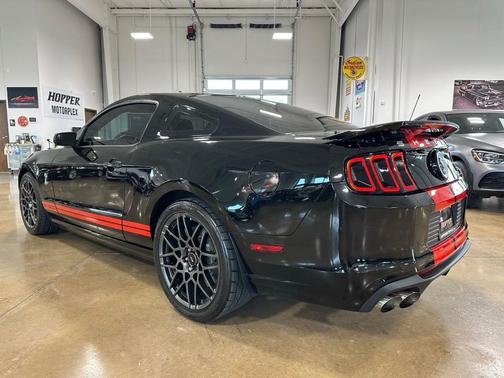 2014 Ford Shelby GT500 Base