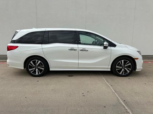 2018 Honda Odyssey Elite