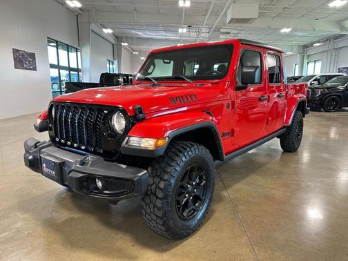 Firecracker Red Clearcoat 2021 Jeep Gladiator Sport