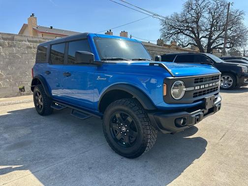 2023 Ford Bronco Black Diamond