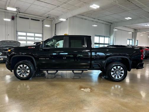2024 Chevrolet Silverado 2500 Custom