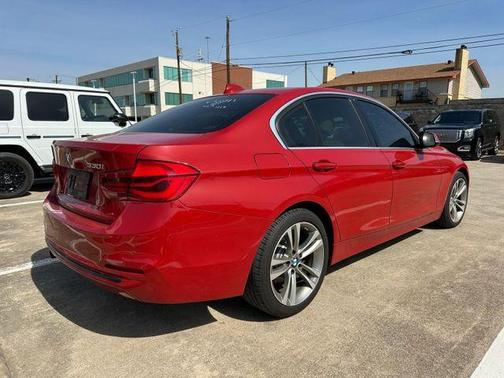 2017 BMW 330 i