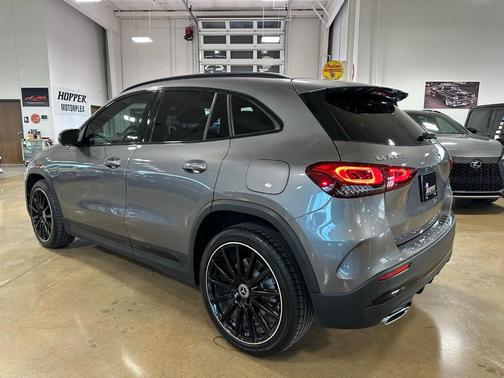 2021 Mercedes-Benz GLA 250 Base 4MATIC