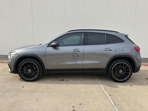 2021 Mercedes-Benz GLA 250 Base 4MATIC